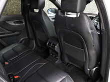 Jaguar F-PACE D240 Chequered Flag - U13397