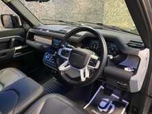 Land Rover Defender 110 D300 MHEV SE - U13399