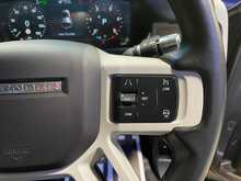 Land Rover Defender 110 D300 MHEV SE - U13399