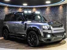 Land Rover Defender 110 D300 MHEV SE - U13399