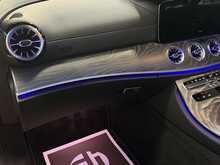 Mercedes-Benz E Class E220d AMG Line - U13404