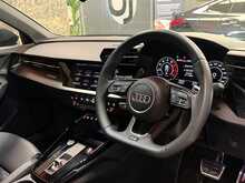 Audi RS3 TFSI Carbon Black - U13416