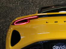 Lotus Emira V6 First Edition - U13421