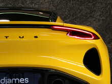 Lotus Emira V6 First Edition - U13421