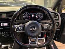 Volkswagen Golf TSI BlueMotion Tech GTI - U13423