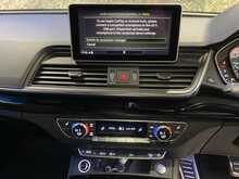 Audi Q5 TFSI Black Edition - U13431