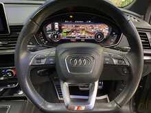 Audi Q5 TFSI Black Edition - U13431