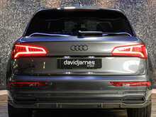 Audi Q5 TFSI Black Edition - U13431