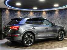 Audi Q5 TFSI Black Edition - U13431