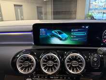 Mercedes-Benz CLA CLA220d AMG Line - U13435