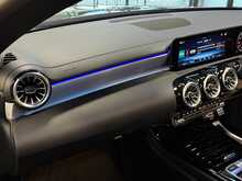 Mercedes-Benz CLA CLA220d AMG Line - U13435