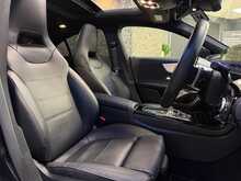 Mercedes-Benz CLA CLA220d AMG Line - U13435