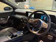 Mercedes-Benz A Class A180d AMG Line - U13438