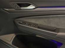 Volkswagen Golf TSI R - U13456