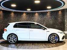 Volkswagen Golf TSI R - U13456