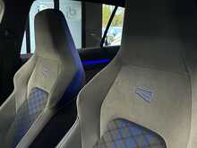 Volkswagen Golf TSI R - U13462