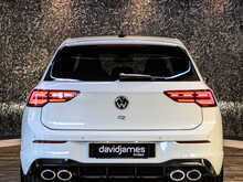 Volkswagen Golf TSI R - U13462