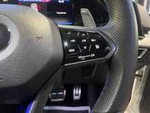 Volkswagen Golf TSI R - U13462