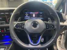 Volkswagen Golf TSI R - U13462