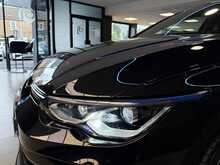 Volkswagen Golf TSI R - U13480