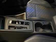 Volkswagen Golf TSI R - U13480