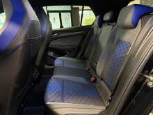 Volkswagen Golf TSI R - U13480