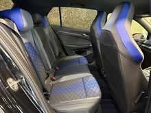 Volkswagen Golf TSI R - U13480