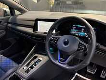 Volkswagen Golf TSI R - U13480