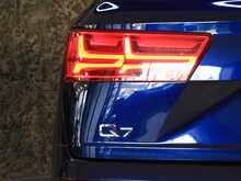 Audi Q7 TDI V6 Black Edition - U13483