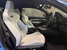 BMW M4 BiTurbo Competition - U13490