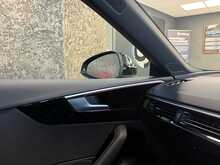 Audi A5 TFSI Black Edition - U13493