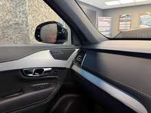 Volvo XC90 B5 MHEV R-Design Pro - U13499