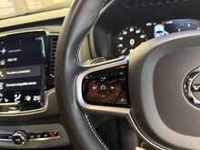 Volvo XC90 B5 MHEV R-Design Pro - U13499