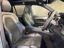 Volvo XC90 B5 MHEV R-Design Pro - U13499