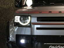 Land Rover Defender 110 SD4 SE - U13504