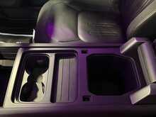 Land Rover Defender 110 SD4 SE - U13504