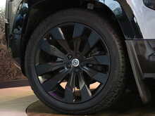 Land Rover Defender 110 SD4 SE - U13504