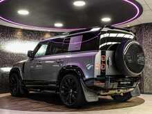 Land Rover Defender 110 SD4 SE - U13504