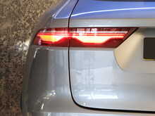 Jaguar F-PACE D200 MHEV R-Dynamic HSE Black - U13517