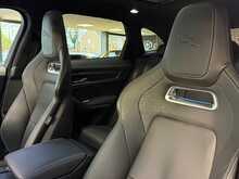 Jaguar F-PACE D200 MHEV R-Dynamic HSE Black - U13517