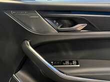 Jaguar F-PACE D200 MHEV R-Dynamic HSE Black - U13517