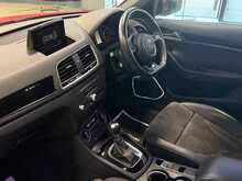 Audi Q3 TFSI CoD Black Edition - U13521