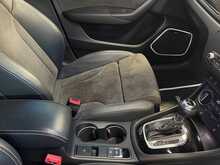 Audi Q3 TFSI CoD Black Edition - U13521
