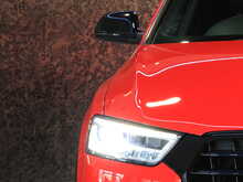 Audi Q3 TFSI CoD Black Edition - U13521