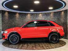 Audi Q3 TFSI CoD Black Edition - U13521