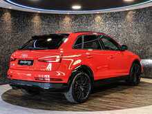 Audi Q3 TFSI CoD Black Edition - U13521