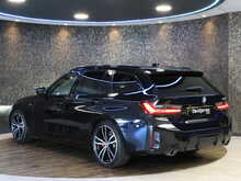 BMW 3 Series 320i M Sport - U13536