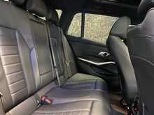 BMW 3 Series 320i M Sport - U13536