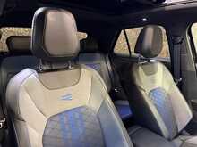 Volkswagen T-Roc TSI R Black Edition - U13537