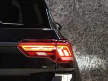 Volkswagen T-Roc TSI R Black Edition - U13537